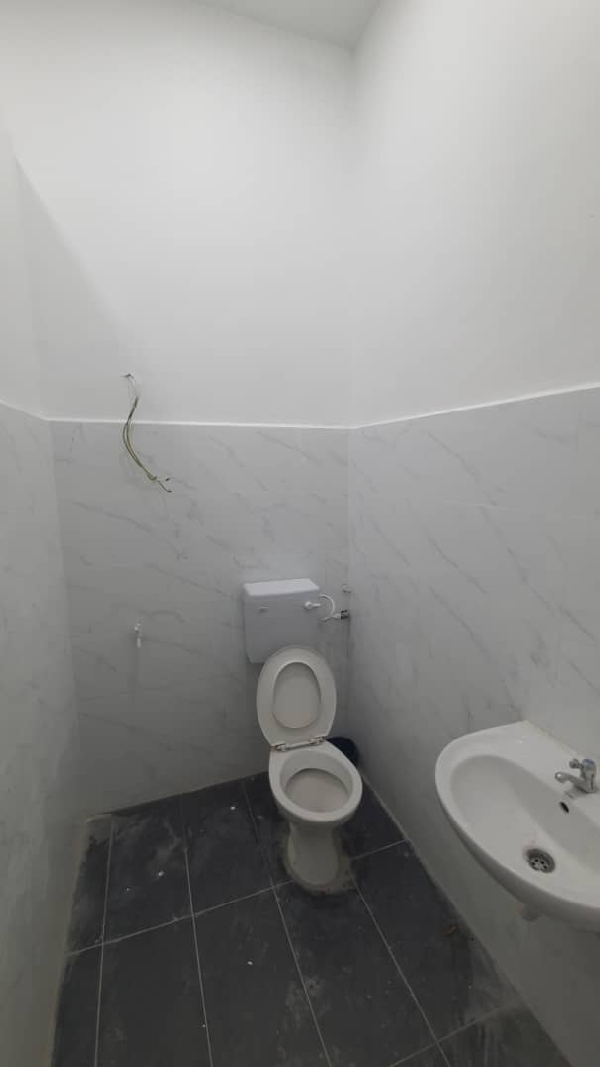 Single Storey Renovated Jln Sg Jati - photo 9