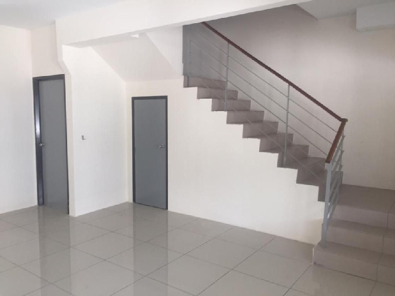 New Double Storey Irama Perdana Puncak Alam - photo 4