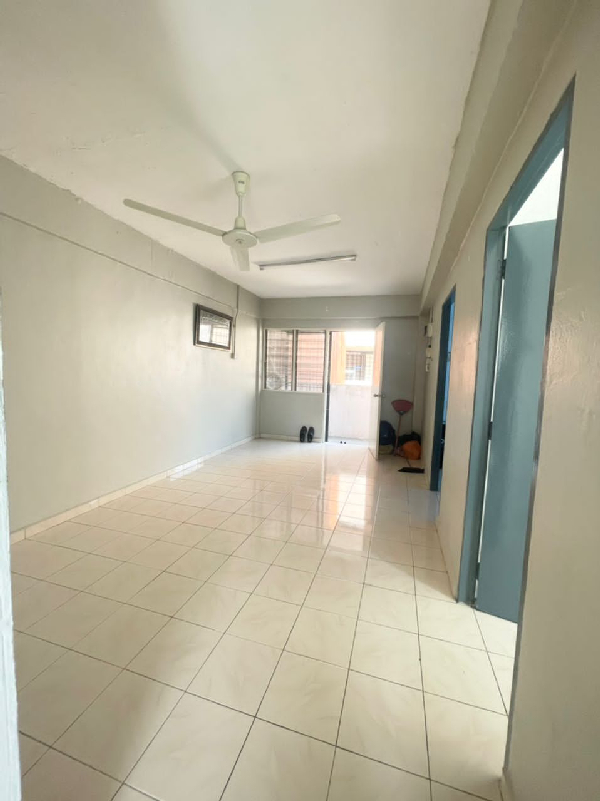 Apartment Melor Renovated Taman Bukit Kinrara - photo 2