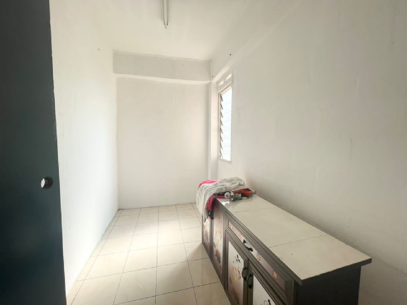 Apartment Melor Renovated Taman Bukit Kinrara - photo 3