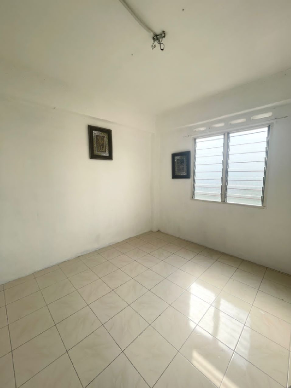 Apartment Melor Renovated Taman Bukit Kinrara - photo 4