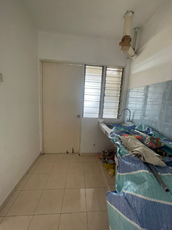 Apartment Melor Renovated Taman Bukit Kinrara - photo 5