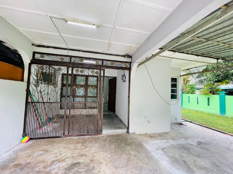 Endlot Taman Desa Bakti Batu Caves - photo 2