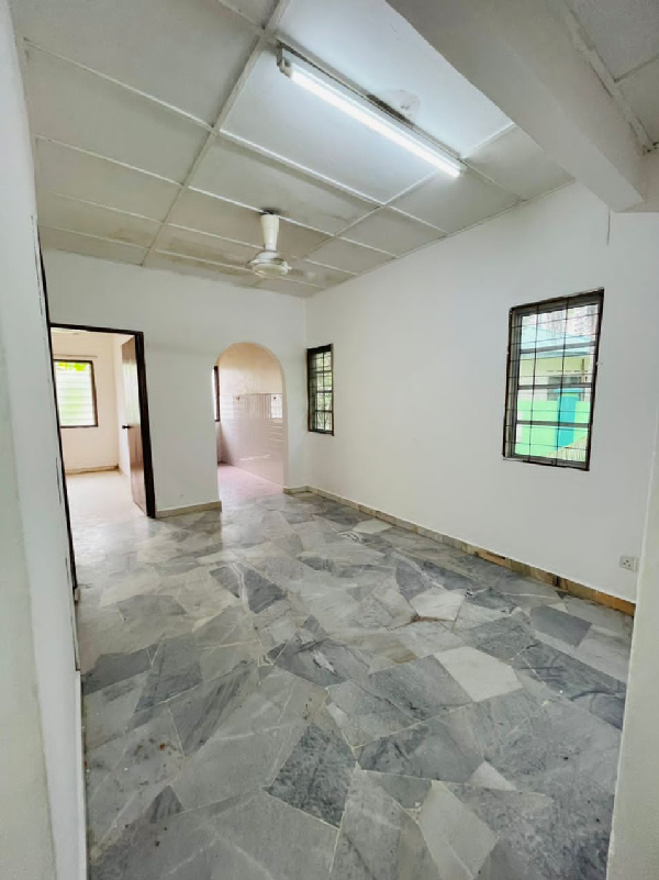 Endlot Taman Desa Bakti Batu Caves - photo 3