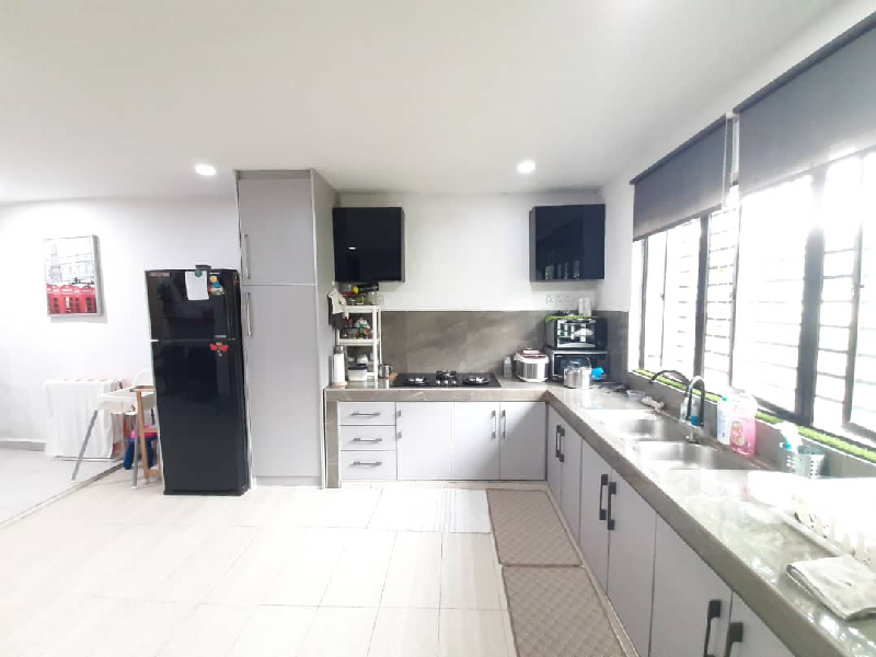 Double Storey Taman Puncak Jalil - photo 2