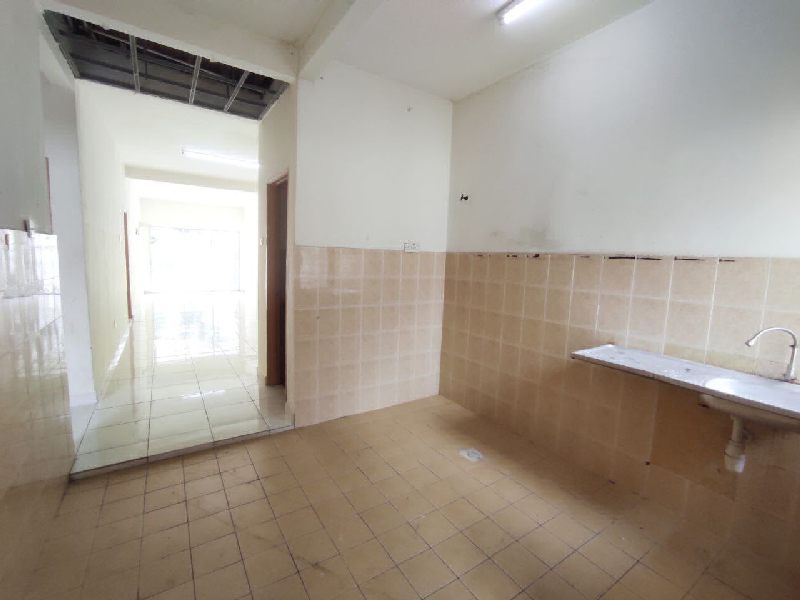 Single Storey Taman Meru Ria Refurbished & Freehold - photo 11