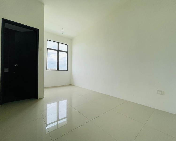 Double Storey Bandar Saujana Utama - photo 3