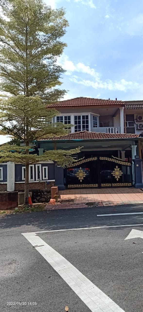 Double Storey Cornerlot Taman Dagang Jaya - photo 2