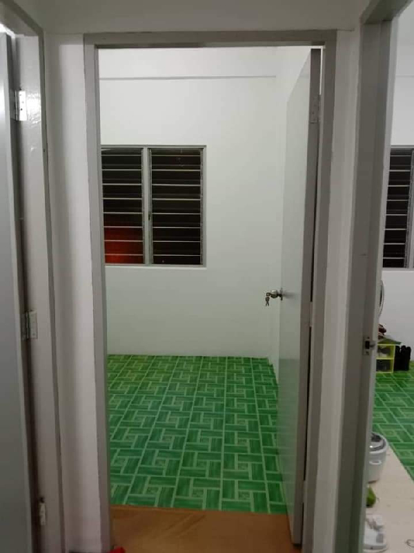 Puchong Utama Court 2 - photo 5