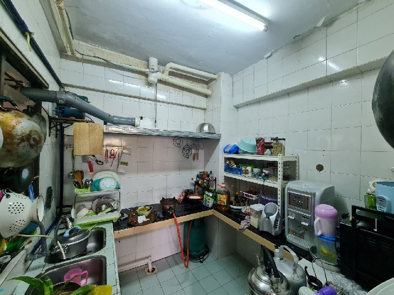 Apartment Taman Bunga Negara Blok 28 - photo 6