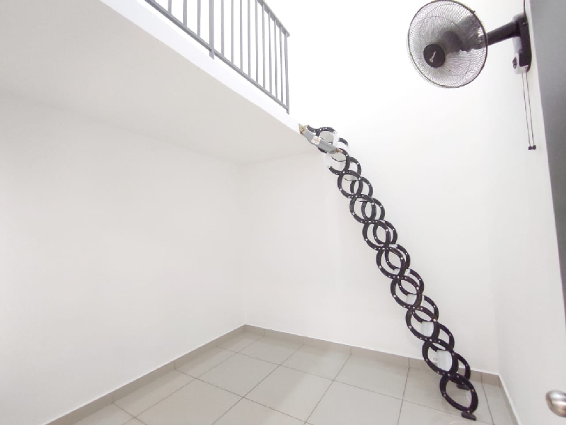 Rumah Jalan Kebun - photo 5