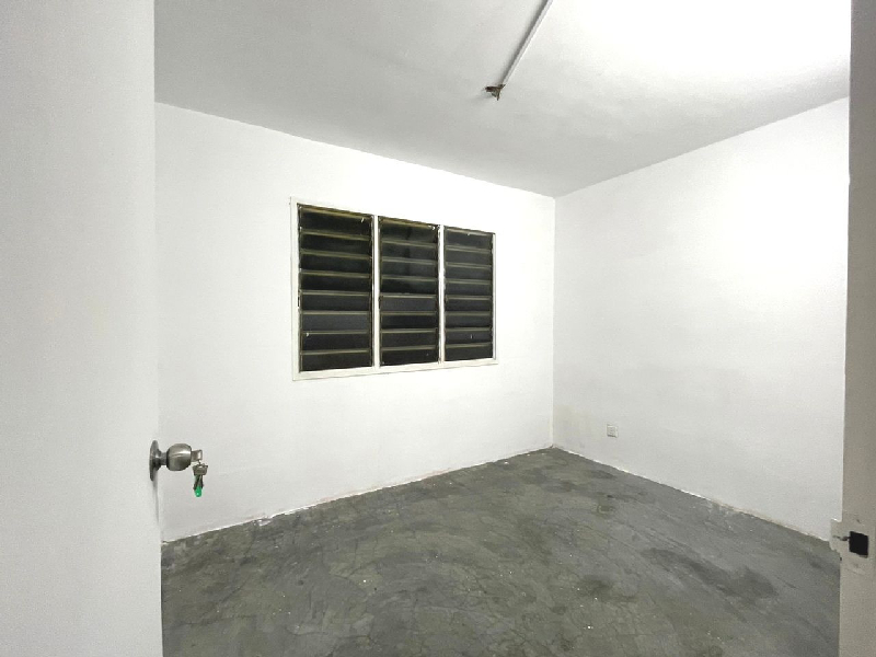 Apartment Damansara Bistari new Refurbished - photo 2