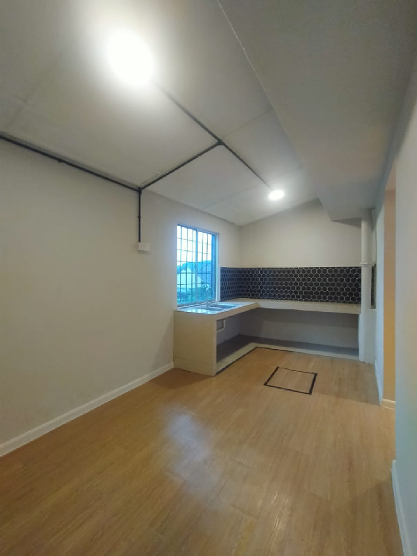 Double Storey Cornerlot  - photo 3