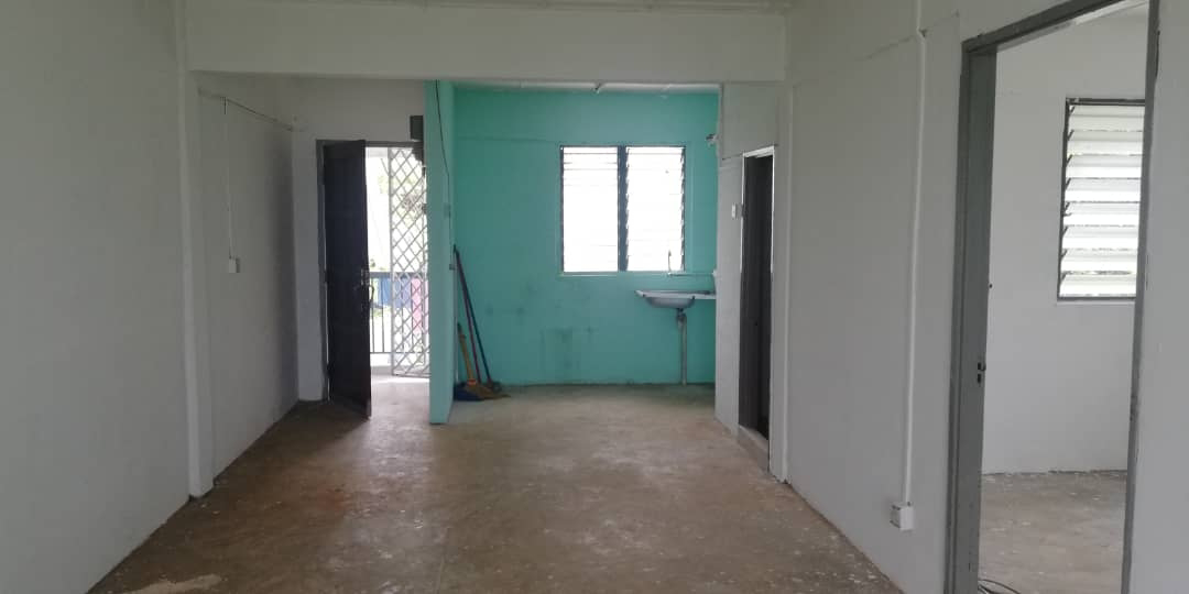 Pangsapuri Jalan Mahogani Near MRT - photo 2