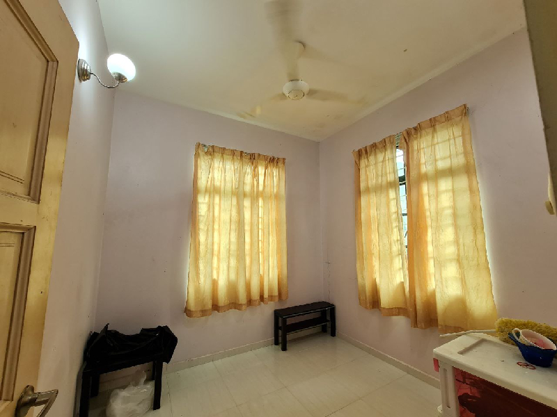 Bungalow Tanah Luas Nilam Puri - photo 8