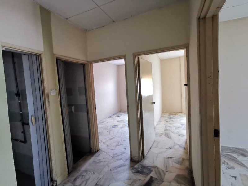 Flat PKNS Seksyen 7 - photo 6