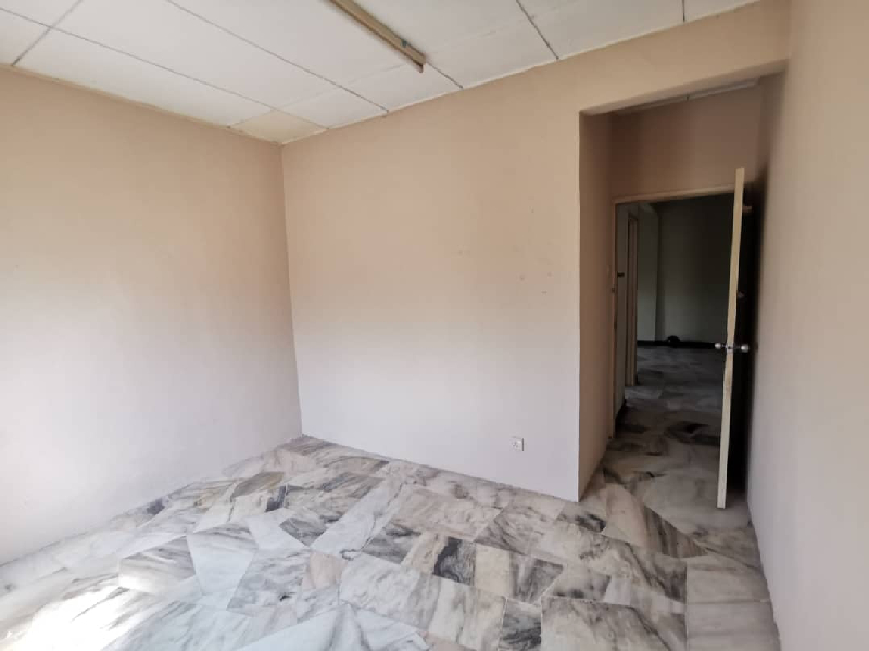 Flat PKNS Seksyen 7 - photo 8