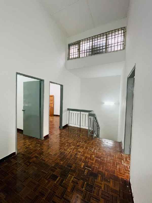 Double Storey New Refurbished Bandar Ehsan Banting  - photo 7