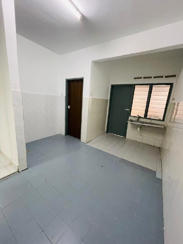 Double Storey New Refurbished Bandar Ehsan Banting  - photo 10