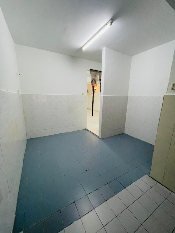 Double Storey New Refurbished Bandar Ehsan Banting  - photo 13