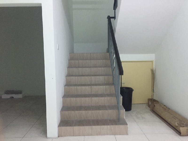 Double Storey Halaman Meru Impian - photo 8