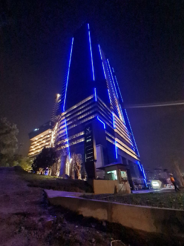 THE MET GRADE A CORPORATE TOWER - photo 5