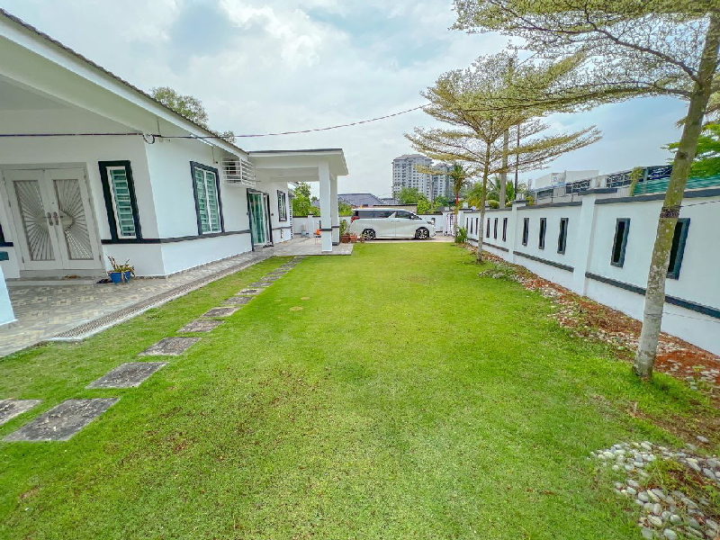 BUNGALOW SETINGKAT PERSIARAN RAJA MUDA KLANG - photo 4