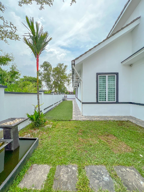 BUNGALOW SETINGKAT PERSIARAN RAJA MUDA KLANG - photo 5
