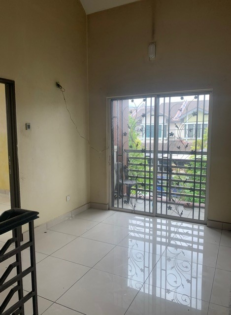 CORNERLOT DOUBLE STOREY TERRACE  - photo 5