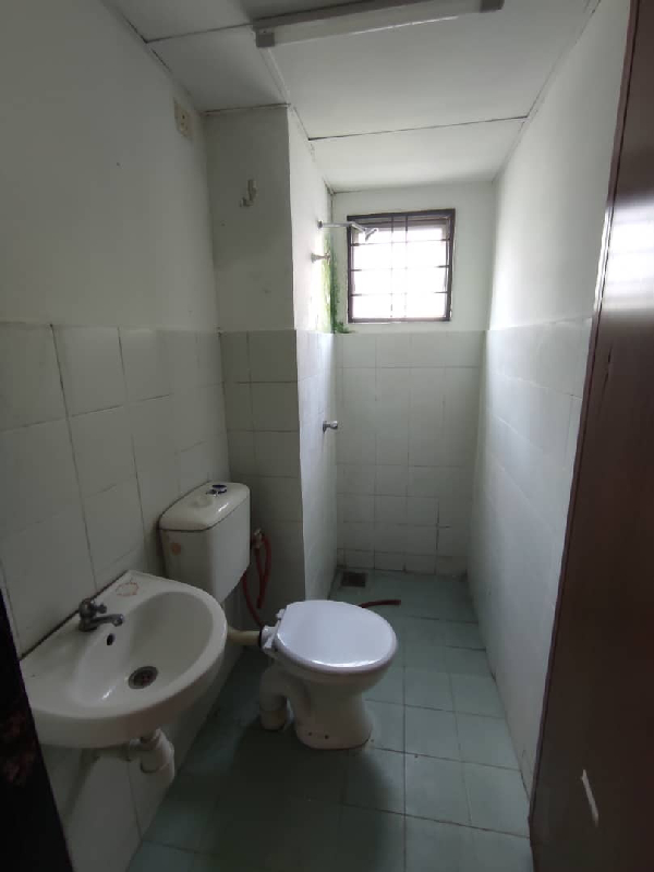 Shop Apartment Pusat Komersil Seksyen 7 - photo 5