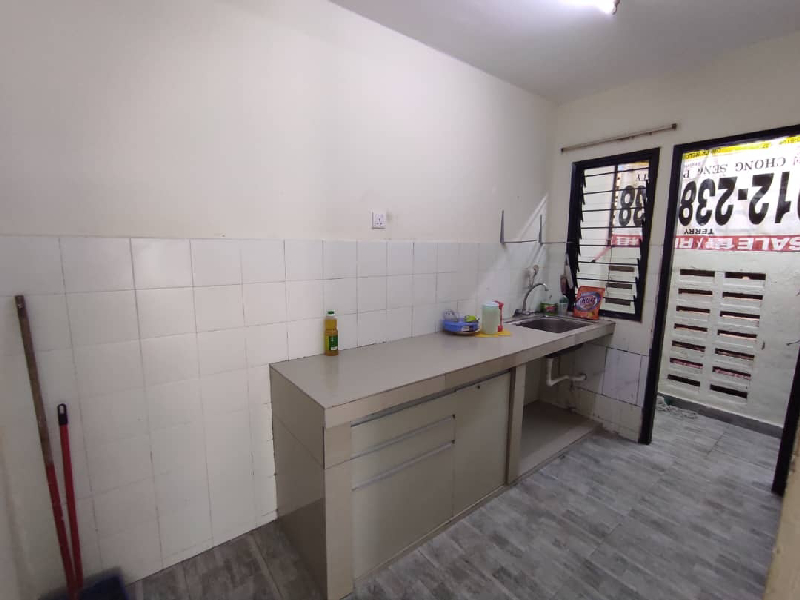 Shop Apartment Pusat Komersil Seksyen 7 - photo 9