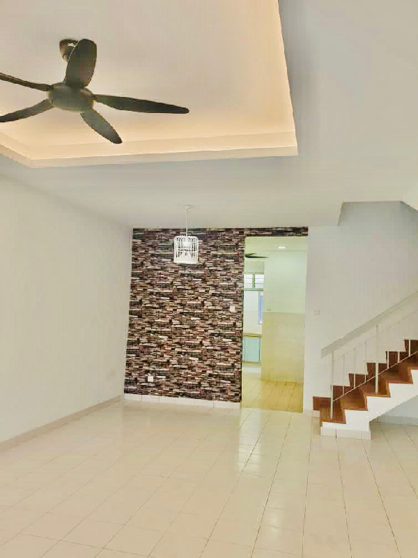 TERRACE HOUSE BELOW MARKET NEW REFURBISHED - photo 4