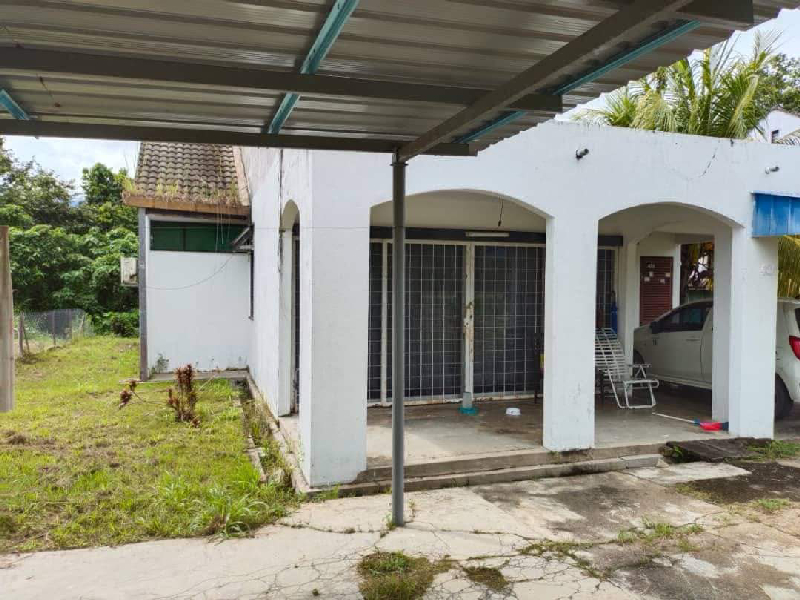 Bungalow Setingkat Freehold - photo 10