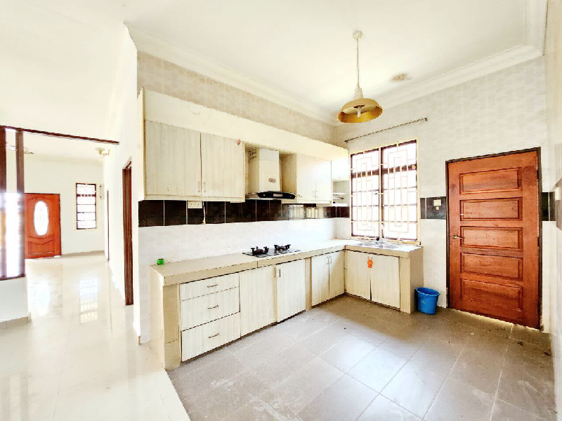 BUNGALOW SETINGKAT SEKSYEN 29 SHAH ALAM - photo 8