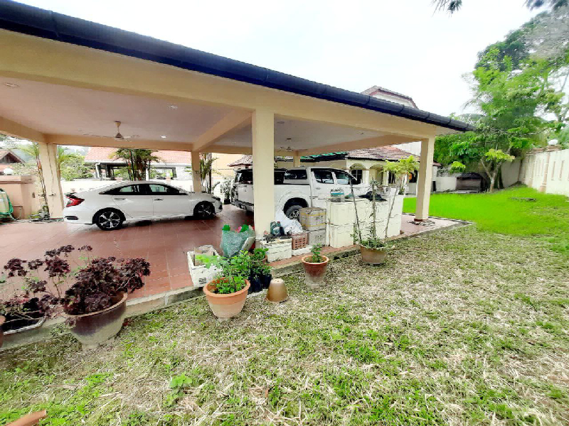 Cornerlot Double Storey Terrace Seksyen 8 - photo 5
