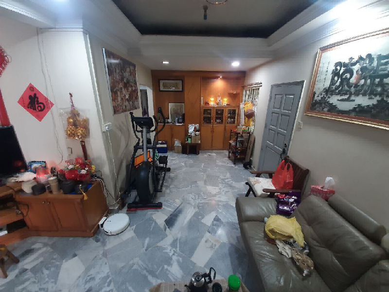 Cornerlot Double Storey Terrace Seksyen 8 - photo 8