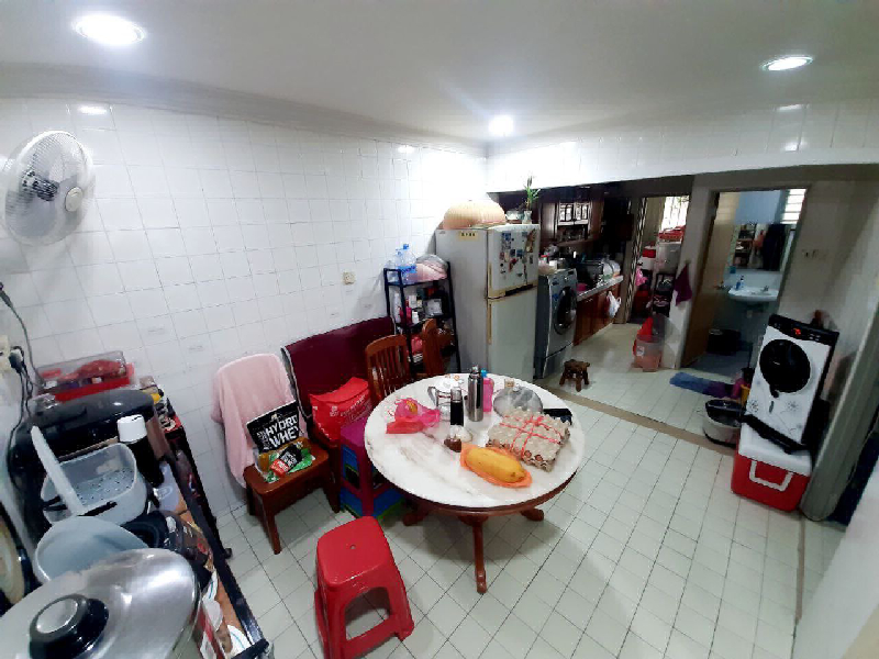 Cornerlot Double Storey Terrace Seksyen 8 - photo 9
