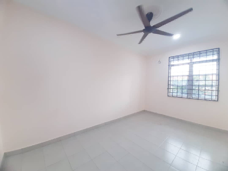 Taman Subang Mewah USJ 1 - photo 10