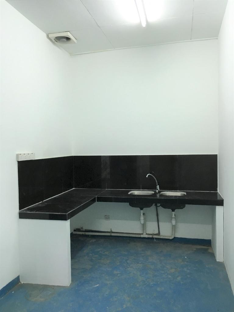 Medan Putra Business Centre - photo 6