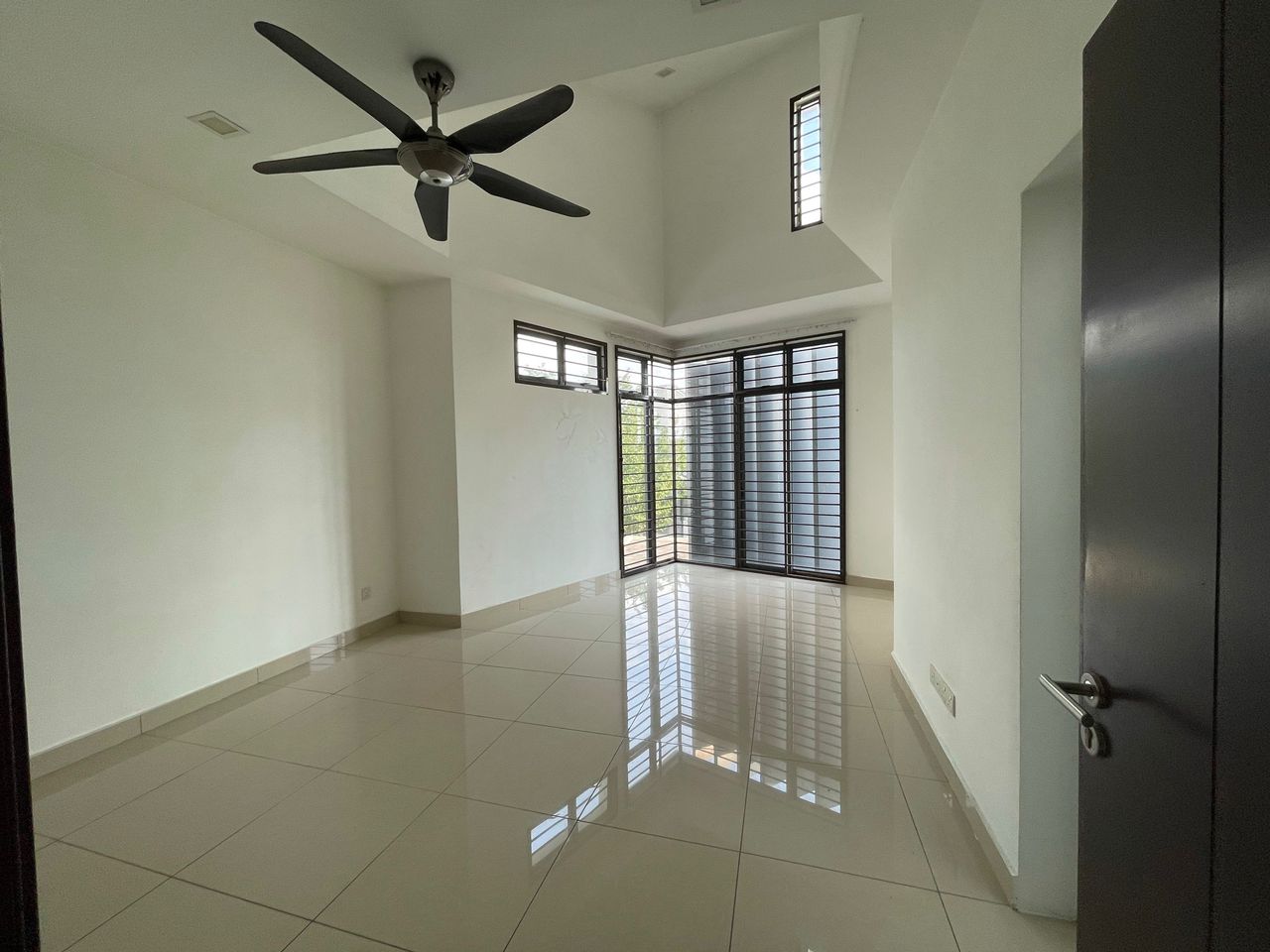 Laman Glenmarie 2Storey For Sale - photo 2