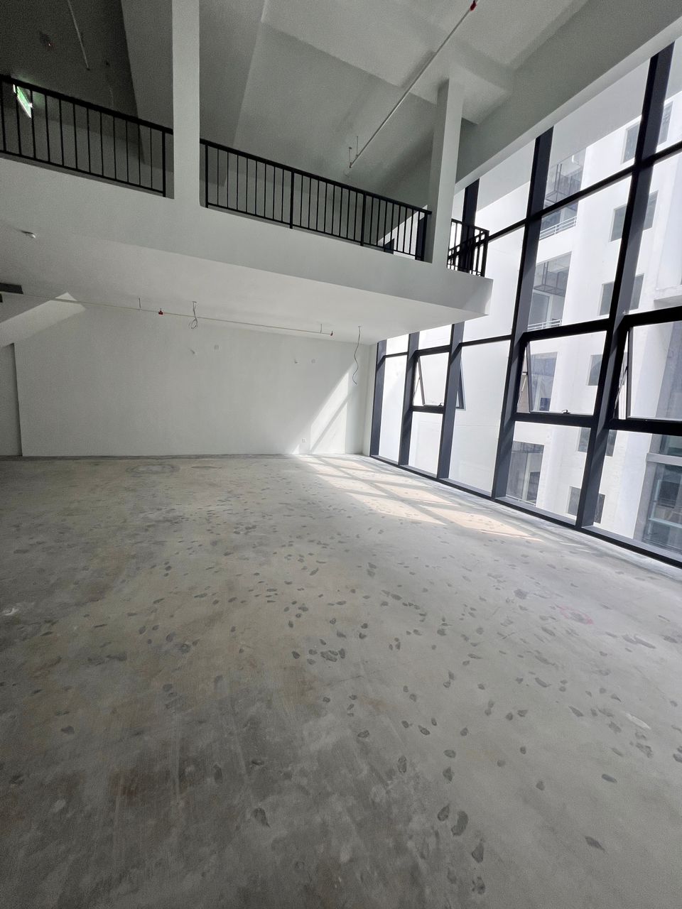 Emhub Kota Damansara Warehouse For Rent - photo 4