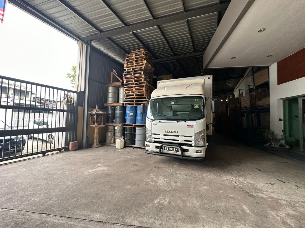 Taman Perindustrian Ehsan Jaya Warehouse For Sale - photo 5