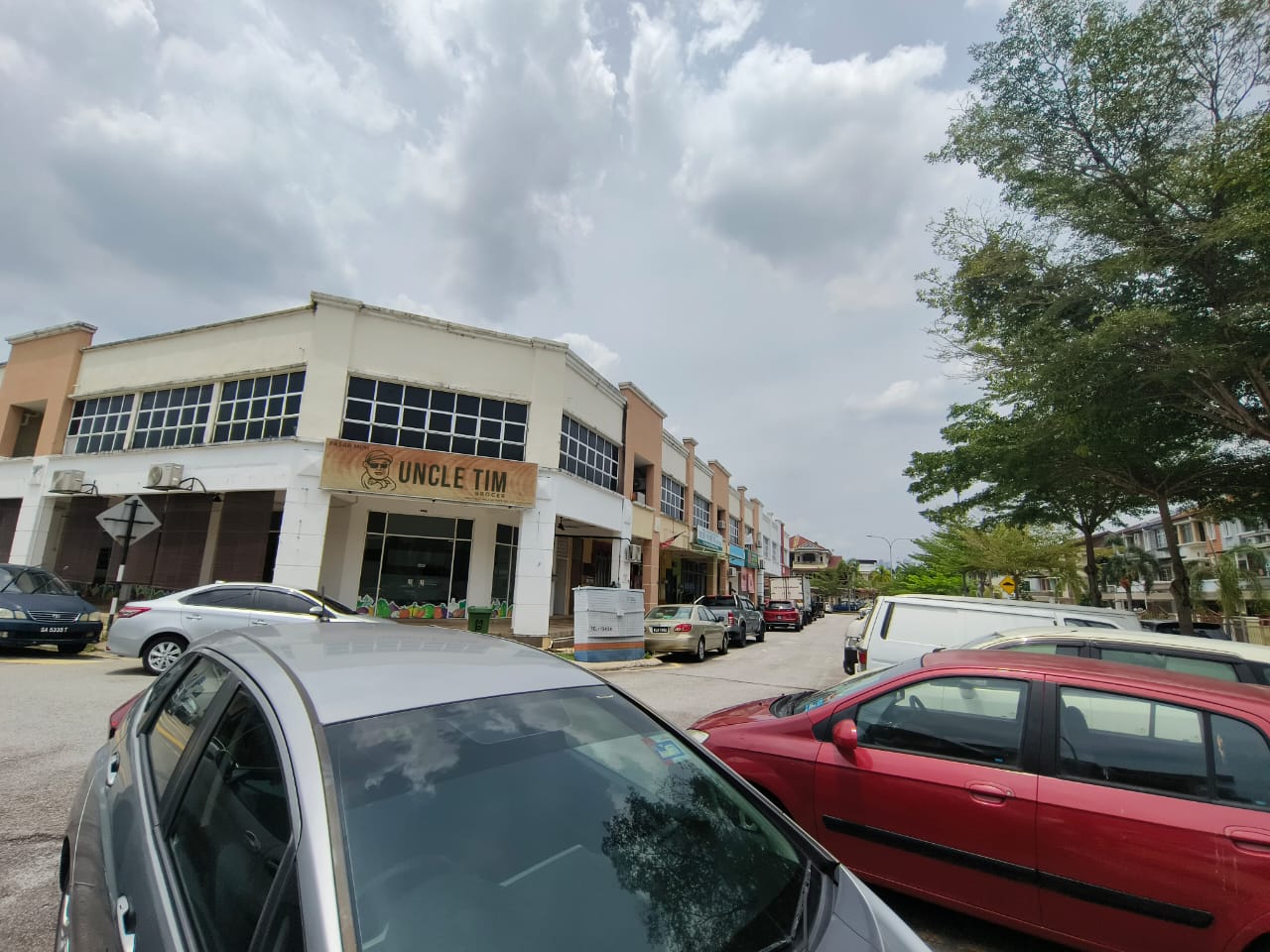 Laman Rimbunan Kepong 2storey Shop For Sale - photo 4