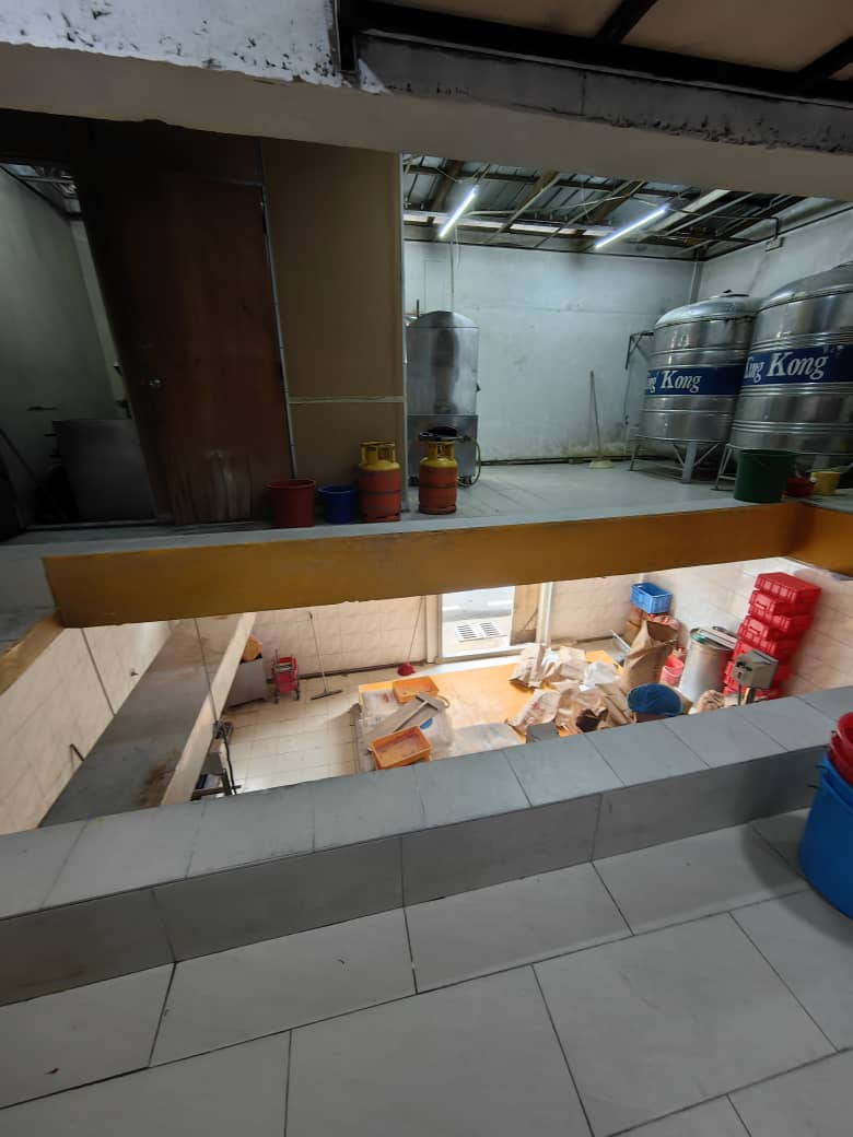 Taman Sri Ehsan 2Storey Factory For Sale - photo 4