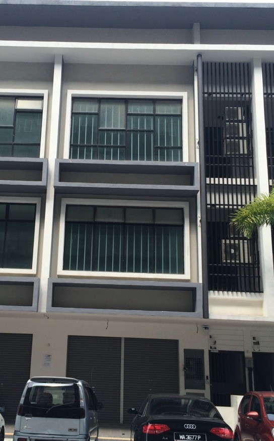 Bandar Bukit Puchong 3Storey Shoplot For Sale - photo 9