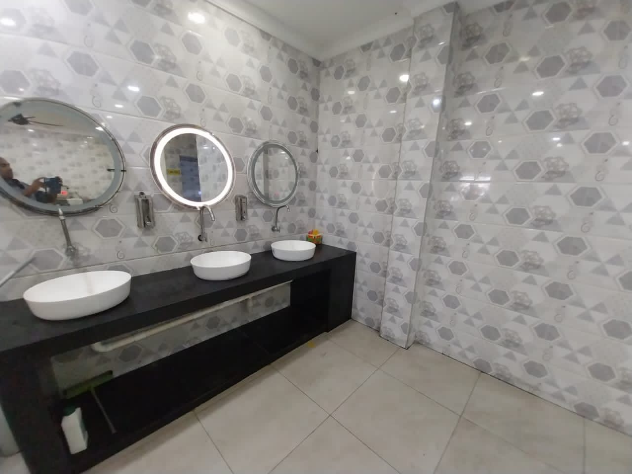 PJS 11, Bandar Sunway Shop Lot For Rent - photo 3