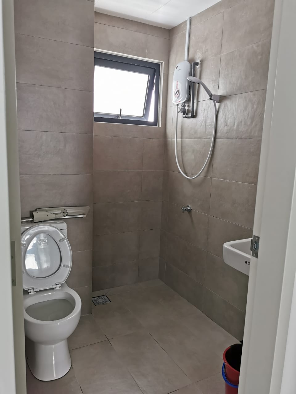 Savio Riana Dutamas Residence For Rent - photo 4