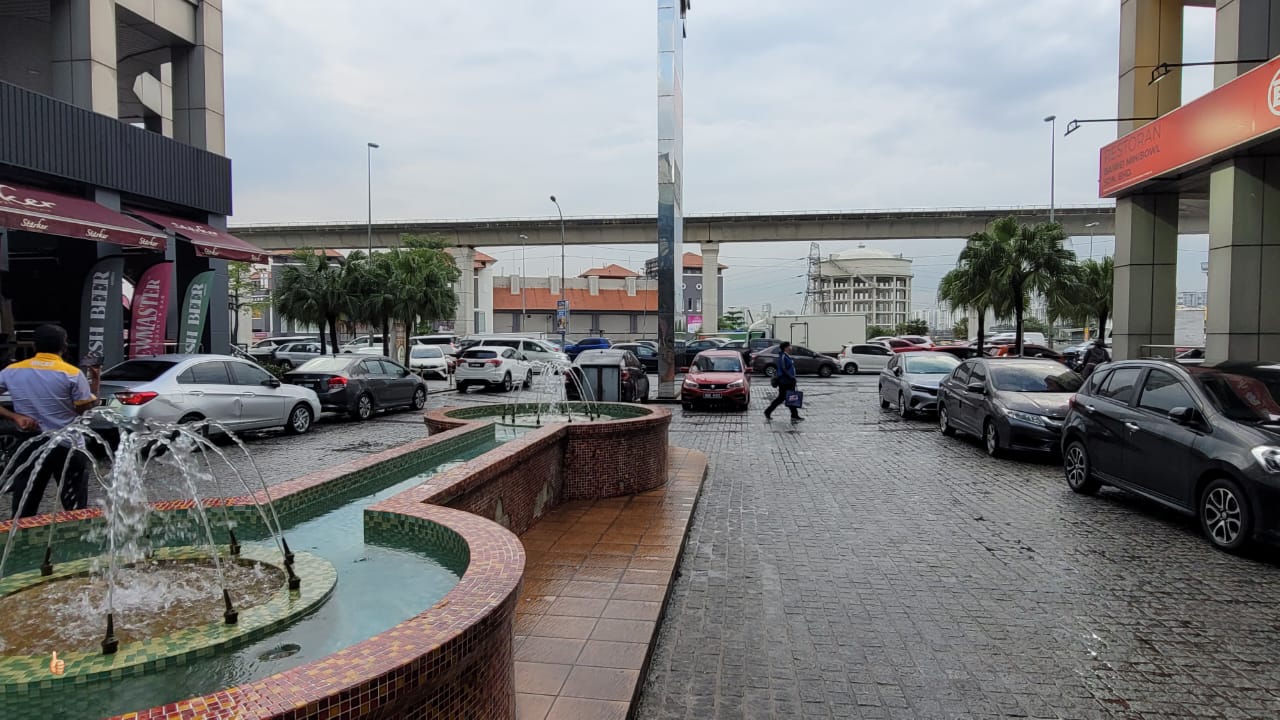 Puchong Jaya, IOI Boulevard Ground Floor Shop Sale - photo 3