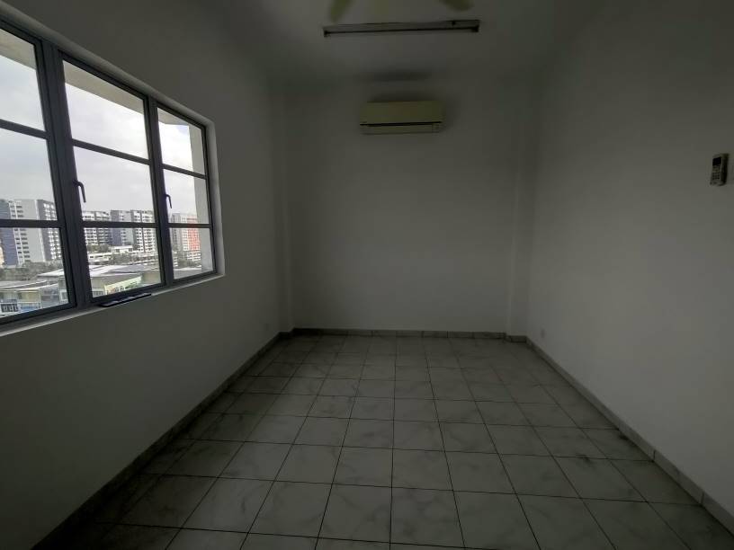 Elaeis 1 Condo Bukit Jelutong by Benson - photo 3