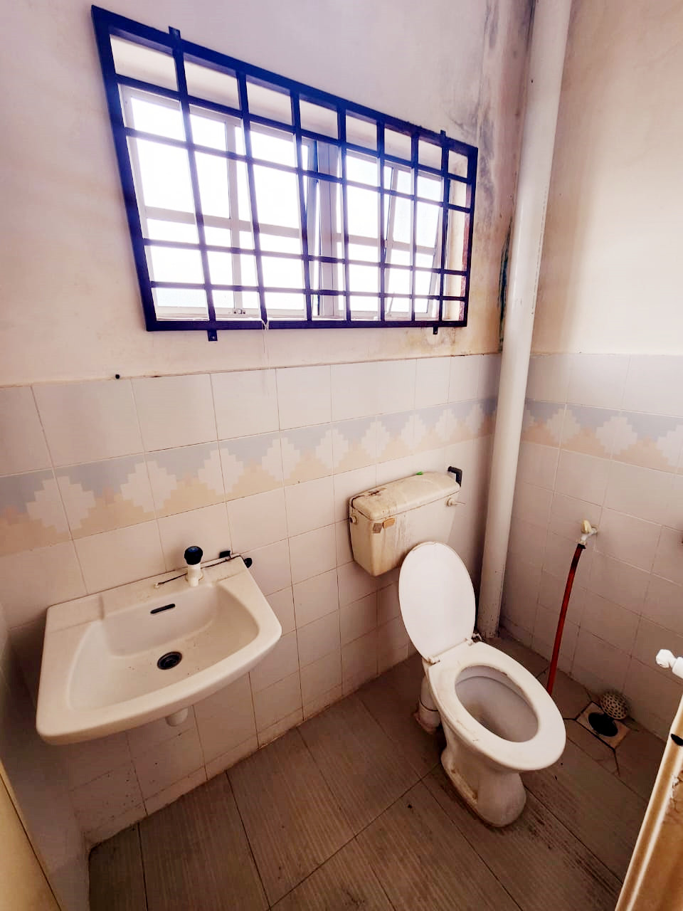 Below Market 2sty  Bandar Puncak Alam Shah Alam by Zu En - photo 11